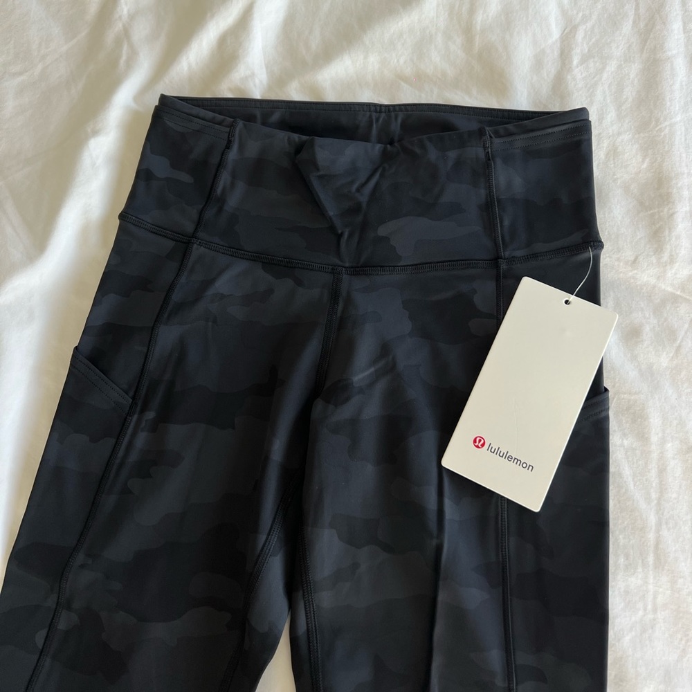 Lululemon Fast and Free High arise Crop 23” size 6